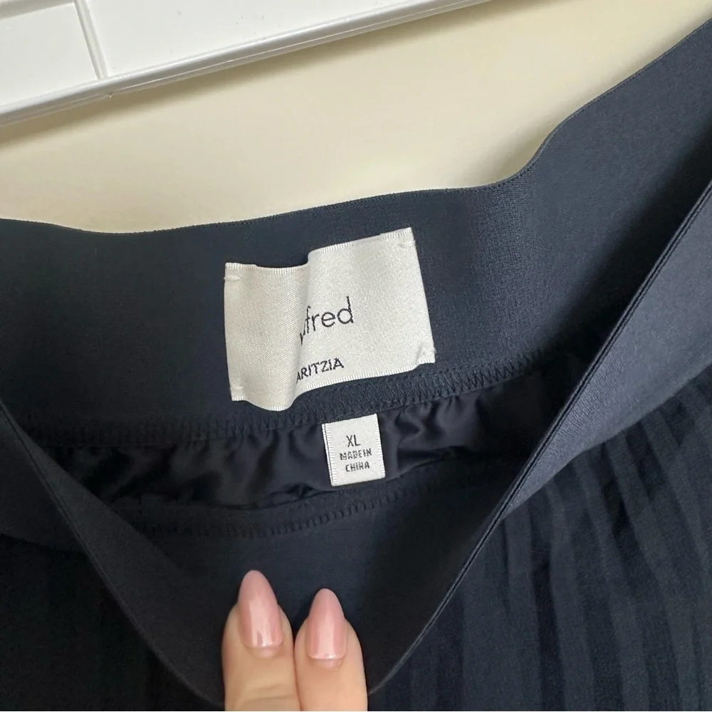 NWT Wilfred Twirl Pleated Skirt - Navy XL - Picture 5 of 5